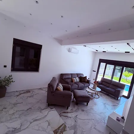 Luxury Ervin Villa