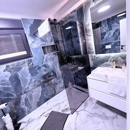Luxury Ervin Villa *