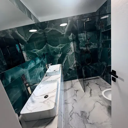Luxury Ervin Villa Bonaci